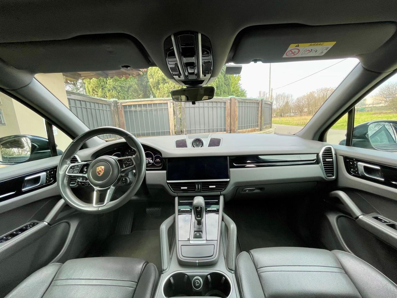 Porsche Cayenne 3.0 V6 *MOONLIGHT BLUE*