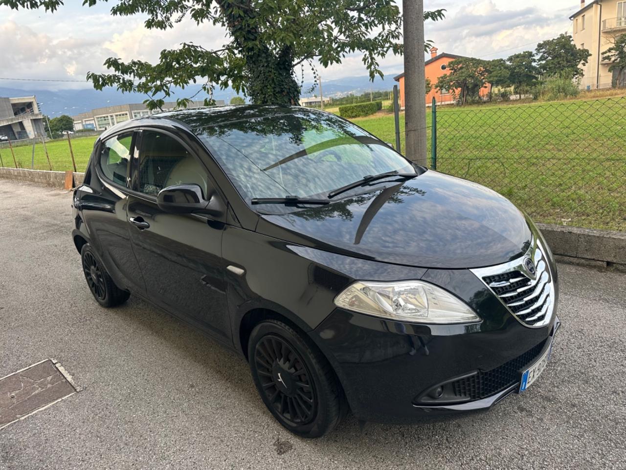 Lancia Ypsilon 1.2 69 CV 5 porte GPL Ecochic Gold