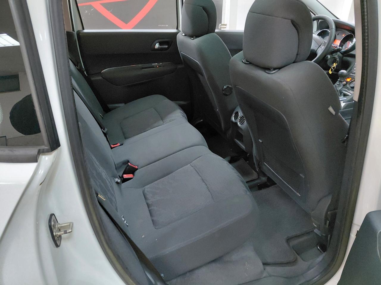 Peugeot 3008 1.6 HDi 115CV anno 2013