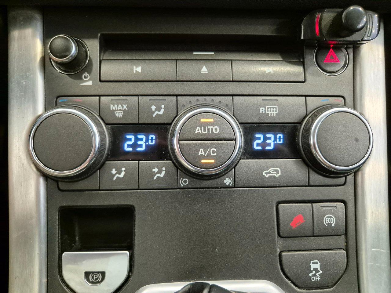 Land Rover Range Rover Evoque 5p 2.2 td4 Dynamic 150cv - UNIPROPRIETARIO - Sens. Park. - Bluetooth