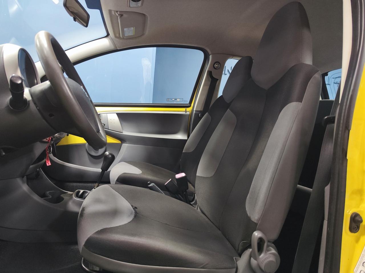 Peugeot 107 1.0 68CV 3p. Plaisir