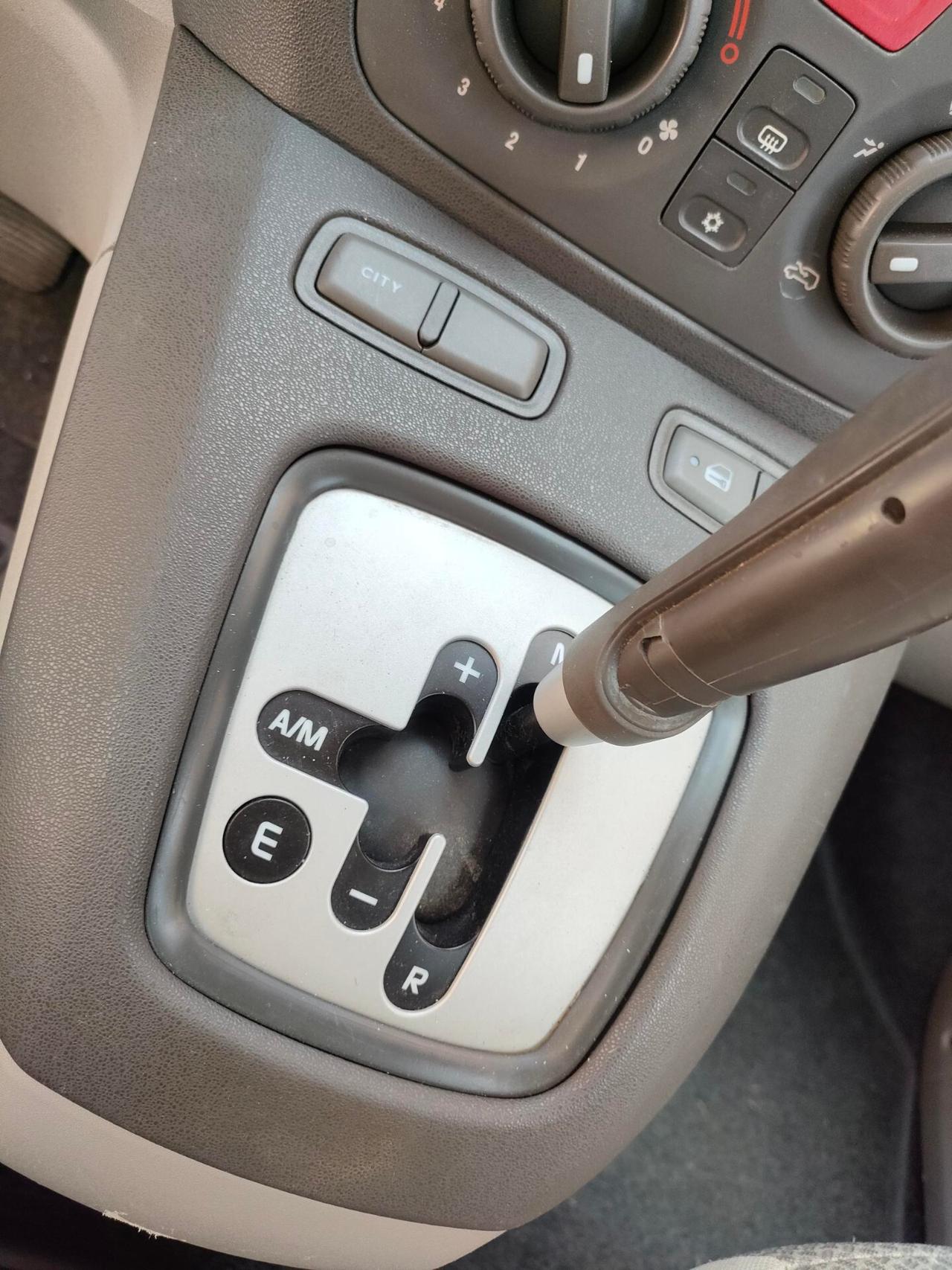 Fiat Idea 1.3 Multijet 16V Dualogic