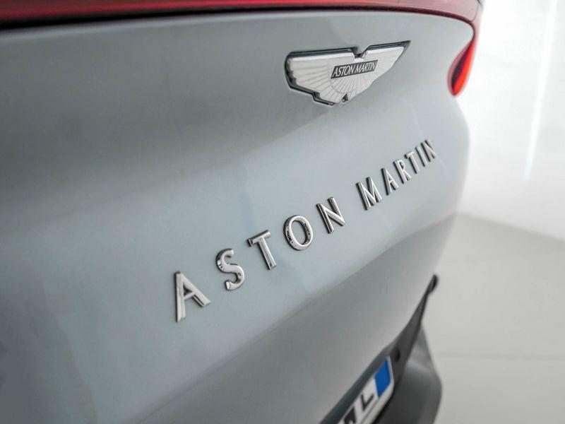 Aston Martin DBX DBX 4.0 V8 551 CV Panorama - Skyfall Silver