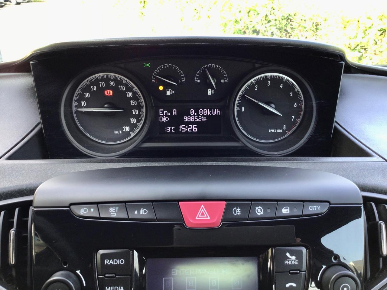 Lancia Ypsilon 1.0 70Cv FireFly 5 porte Hybrid Silver