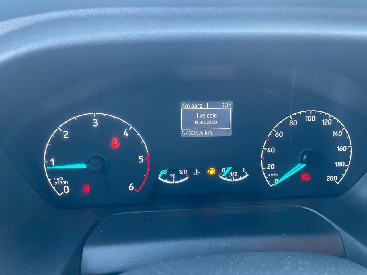 Ford Transit L2H2 2021 170 cv