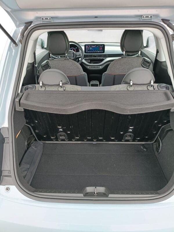 FIAT 500 500e Berlina 42 kWh Icon