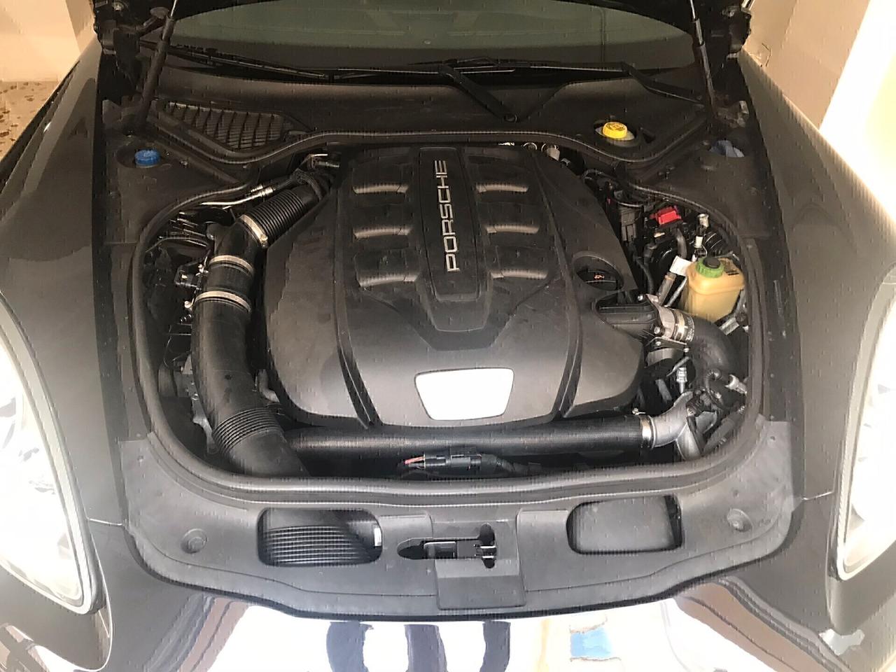 Porsche Panamera 3.0 Diesel Platinum Edition