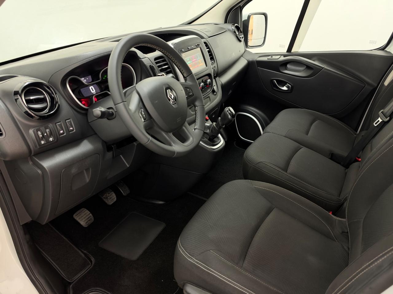 Renault Trafic 2.0 dCi 145CV 9Posti