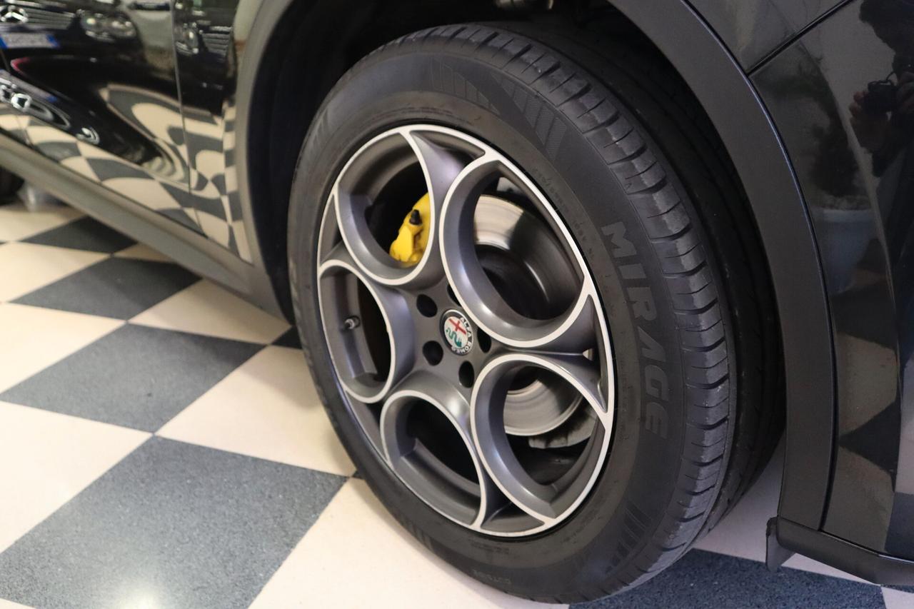 Alfa Romeo Stelvio 2.2 Turbodiesel 210 CV AT8 Q4 Super