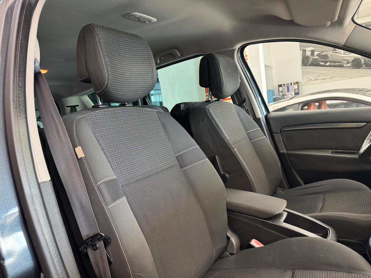 Renault Scenic Scénic 1.5 dCi 110CV 7 POSTI PERFETTO!!!