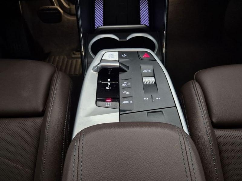 BMW X1 U11 sdrive18d X-Line Edition Signature auto
