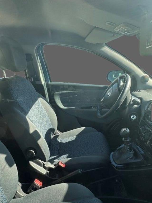LANCIA Ypsilon 1.0 FireFly 5 porte S&S Hybrid Silver Plus