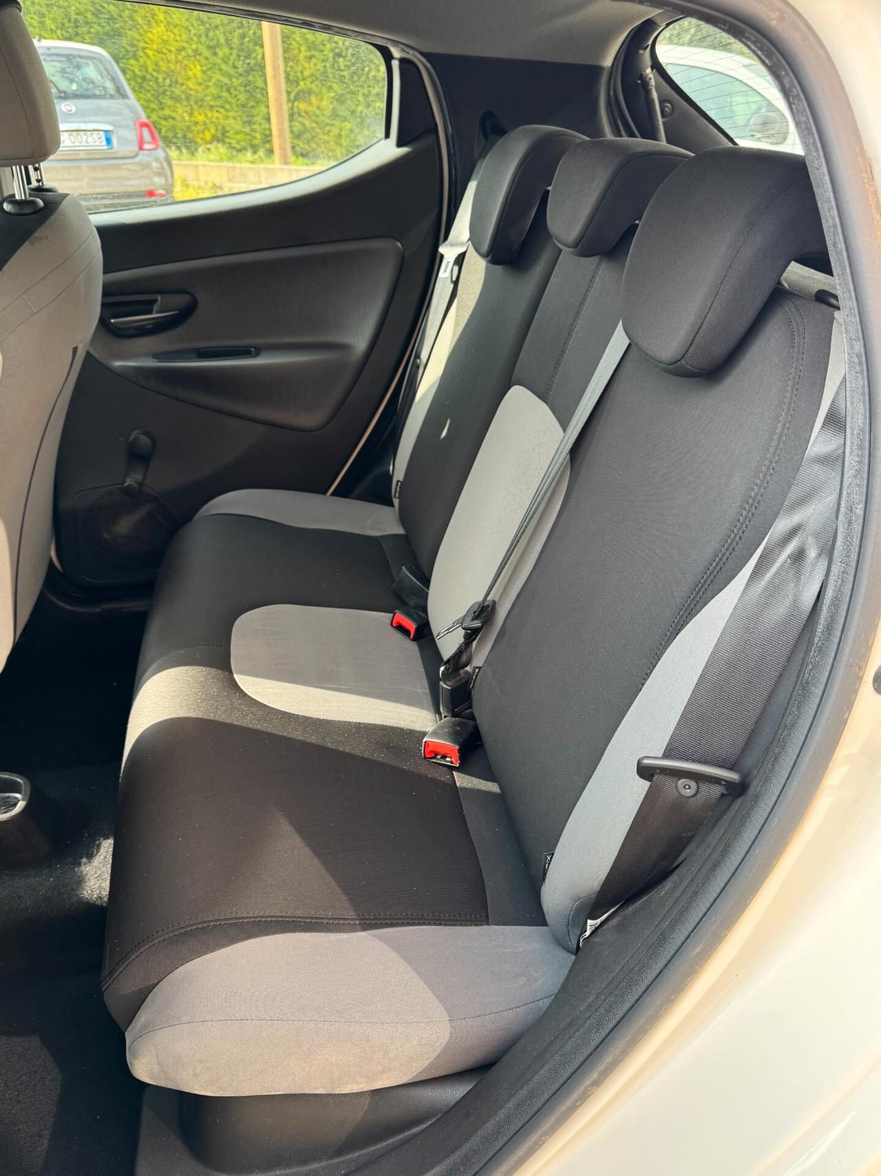 Lancia Ypsilon 1.2 69 CV 5 porte GPL Ecochic Gold