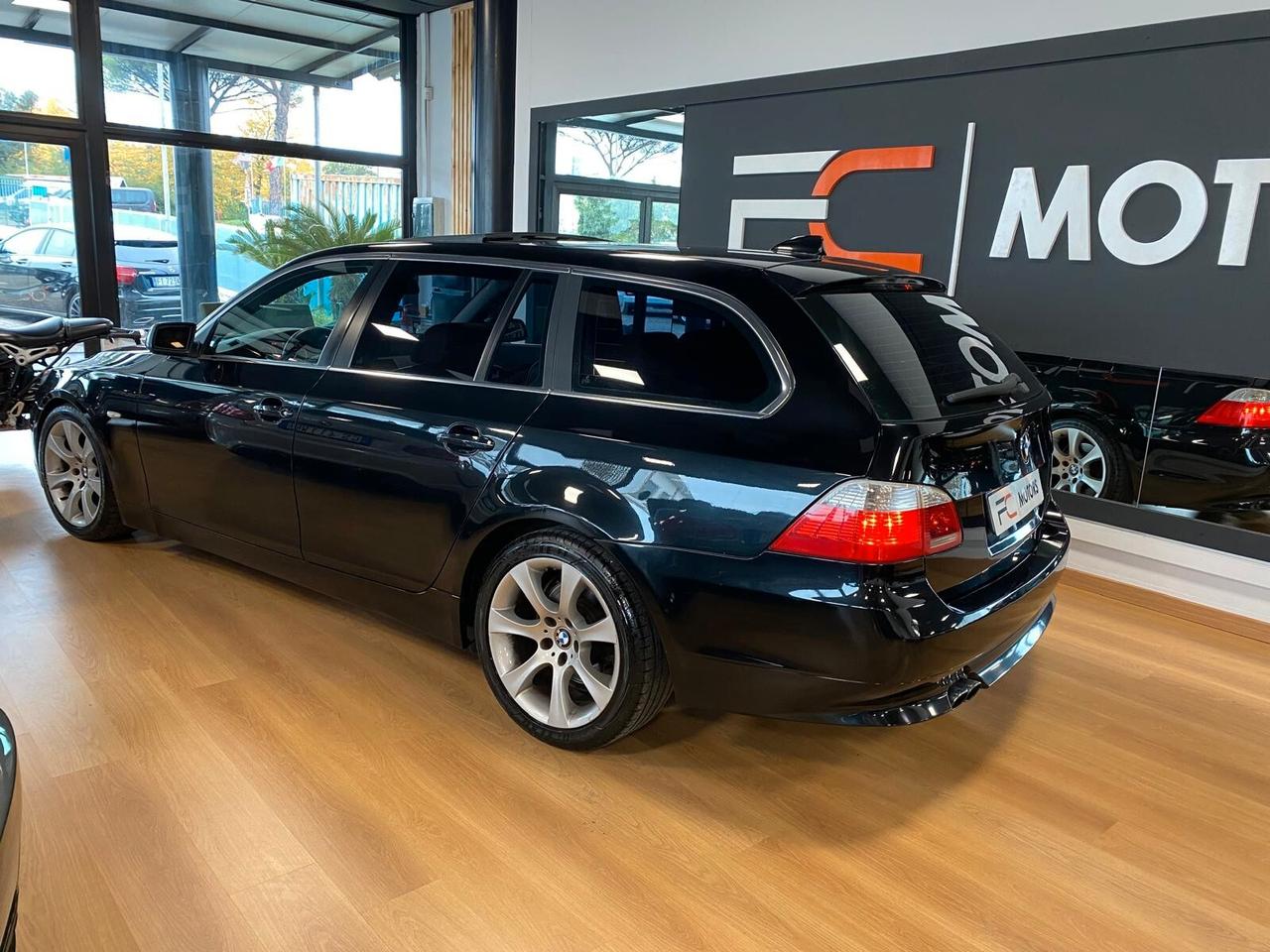 Bmw 530d Touring TETTO-DISPLAY-PELLE