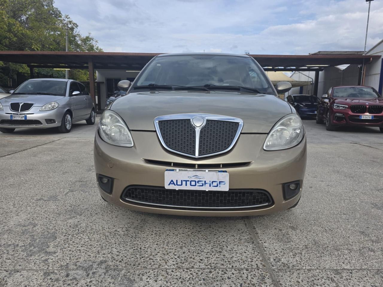 Lancia Ypsilon 1.2 Oro