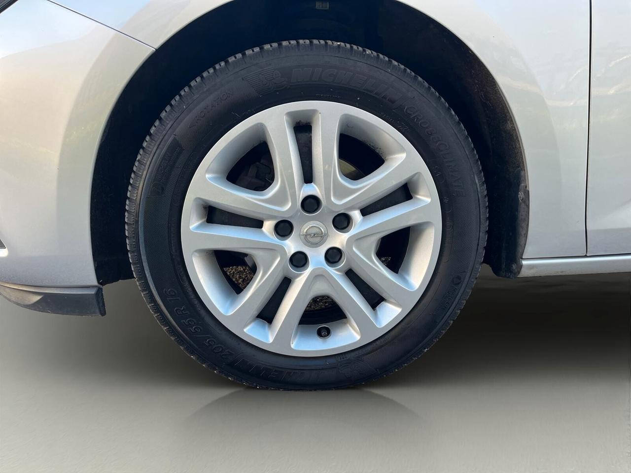 Opel Astra 1.6 CDTi 110CV GANCIO TRAINO