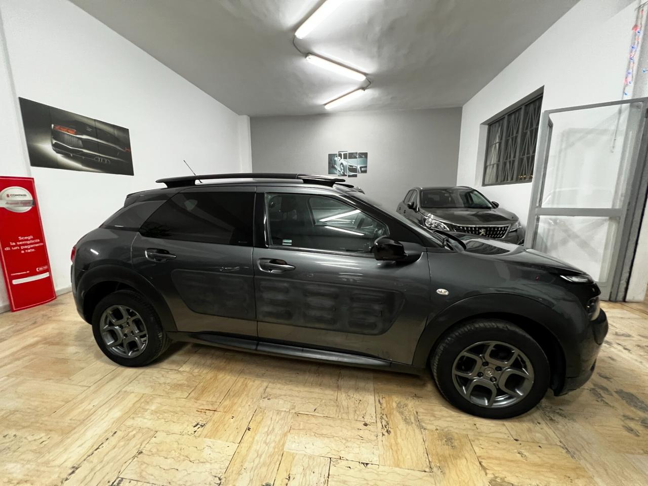 Citroen C4 Cactus BlueHDi 100 Shine