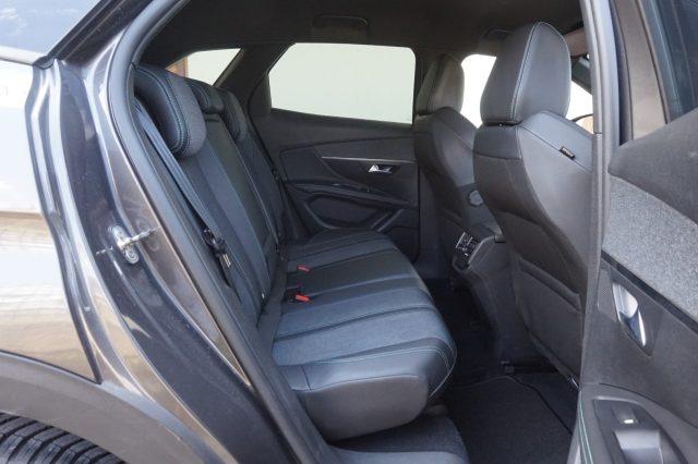 PEUGEOT 3008 BlueHDi 130 S&S EAT8 Allure Pack