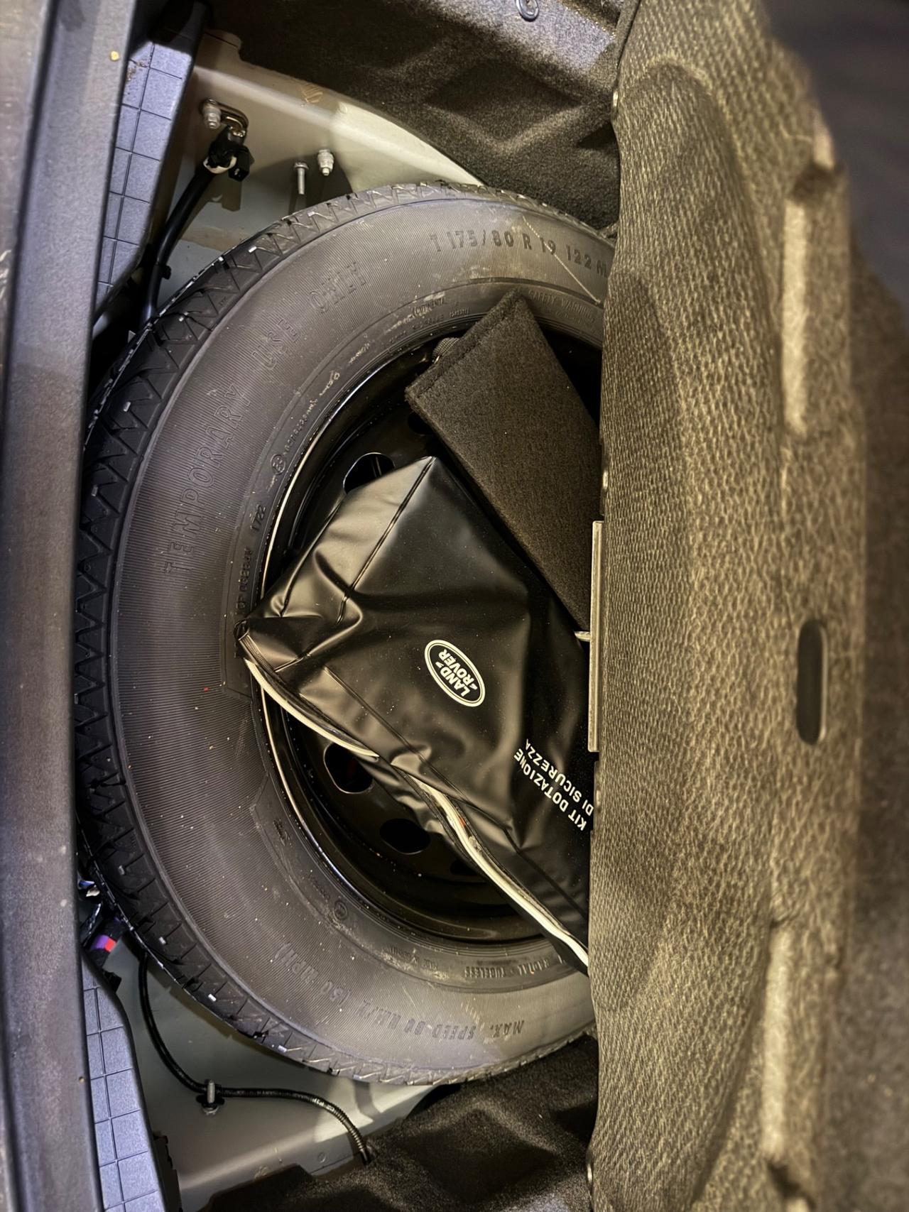 Land Rover Range Velar 2.0D I4 204 CV R-Dynamic SE