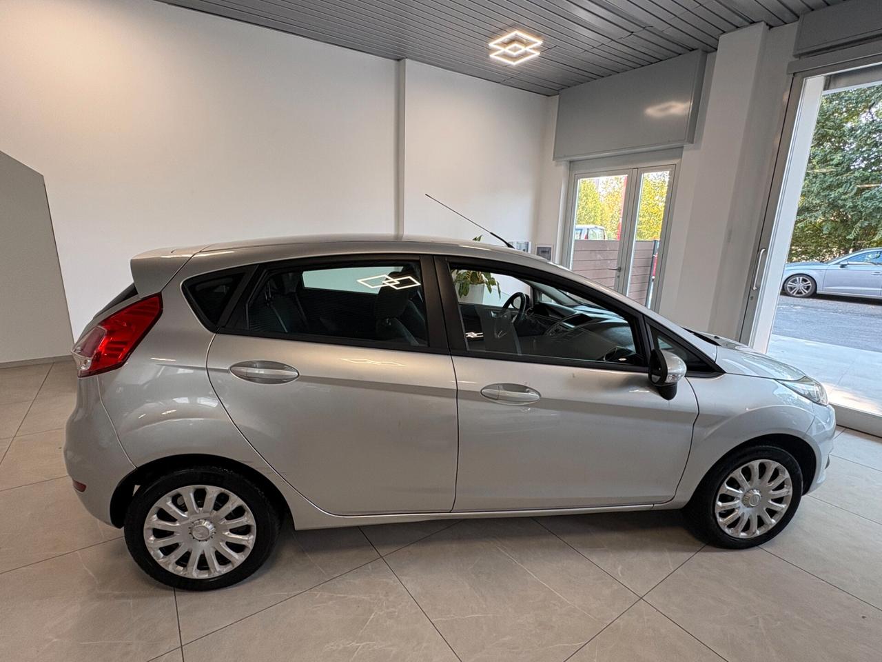 Ford Fiesta 1.2 60CV 5 porte Titanium