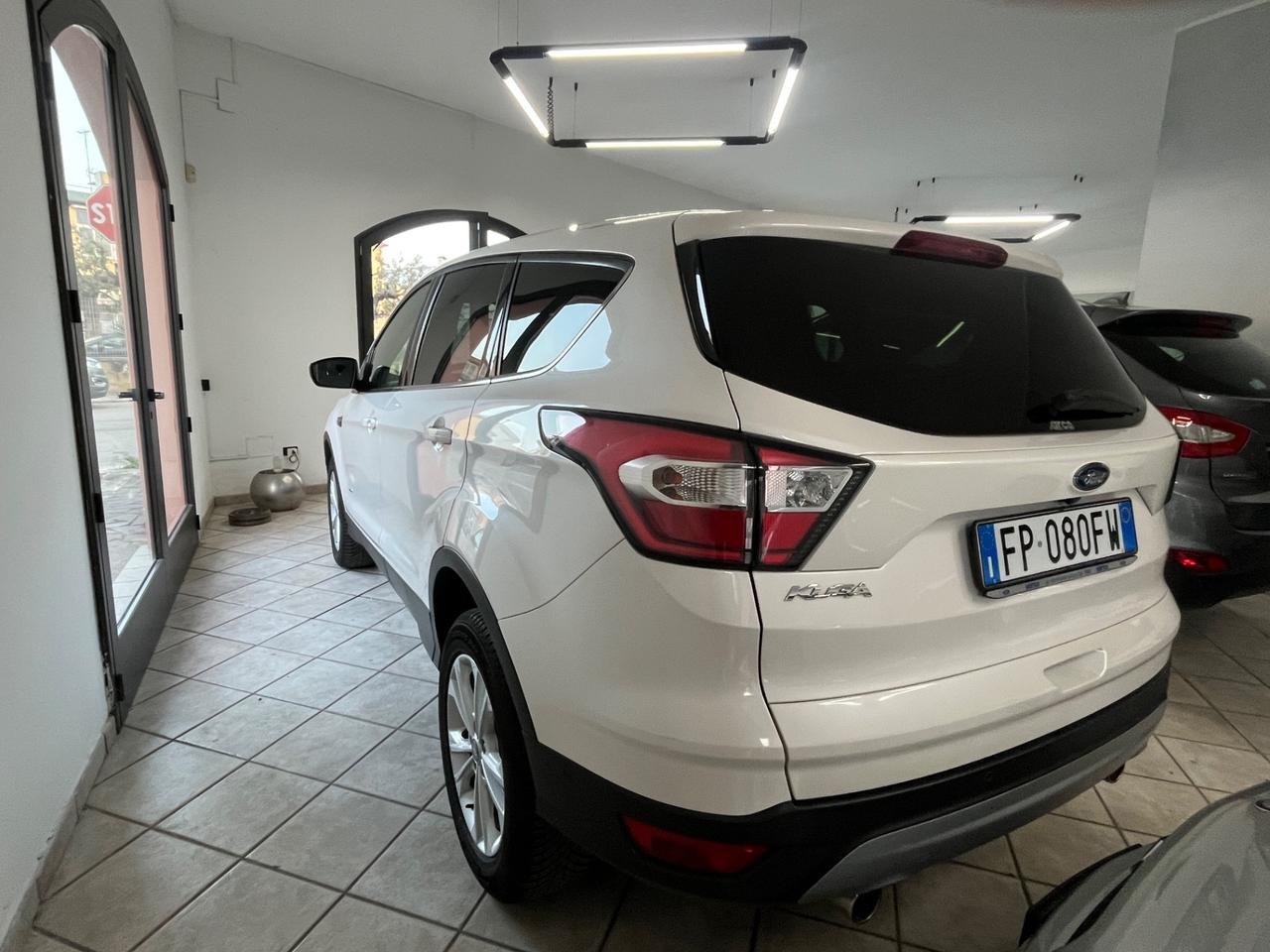 Ford Kuga 2.0 TDCI 150 CV S&S 4WD Powershift Titanium