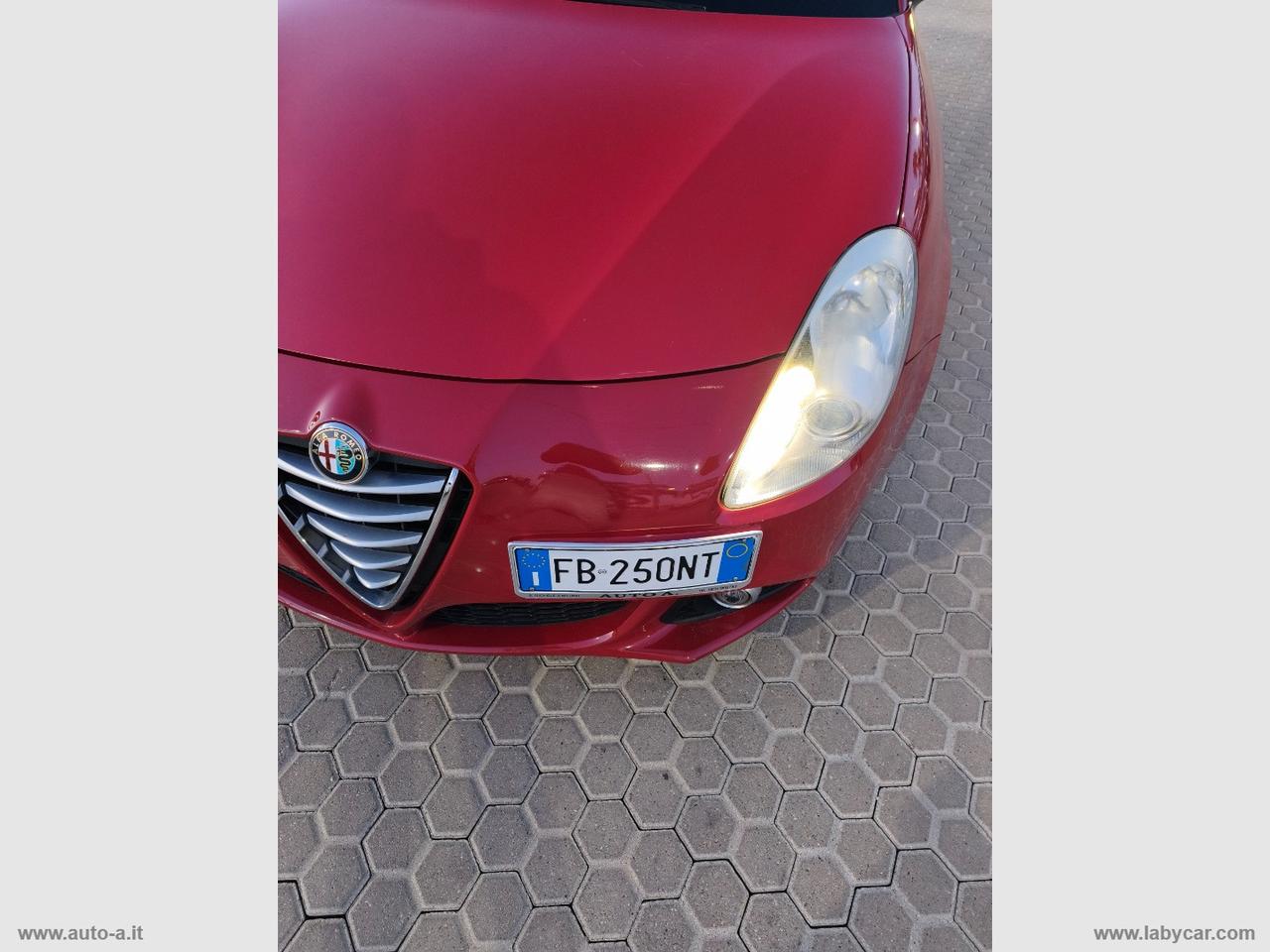 ALFA ROMEO Giulietta 1.6 JTDm-2 120 CV Distinctive
