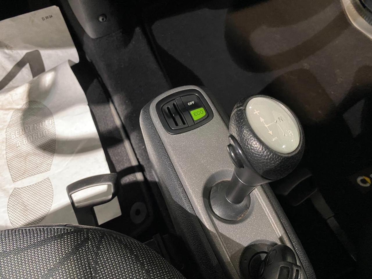 Smart ForTwo 1000 52 kW MHD coupé pure