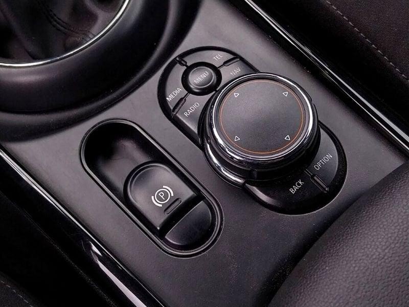 MINI Clubman Mini IV F54 2016 Mini 2.0 Cooper D Business Auto