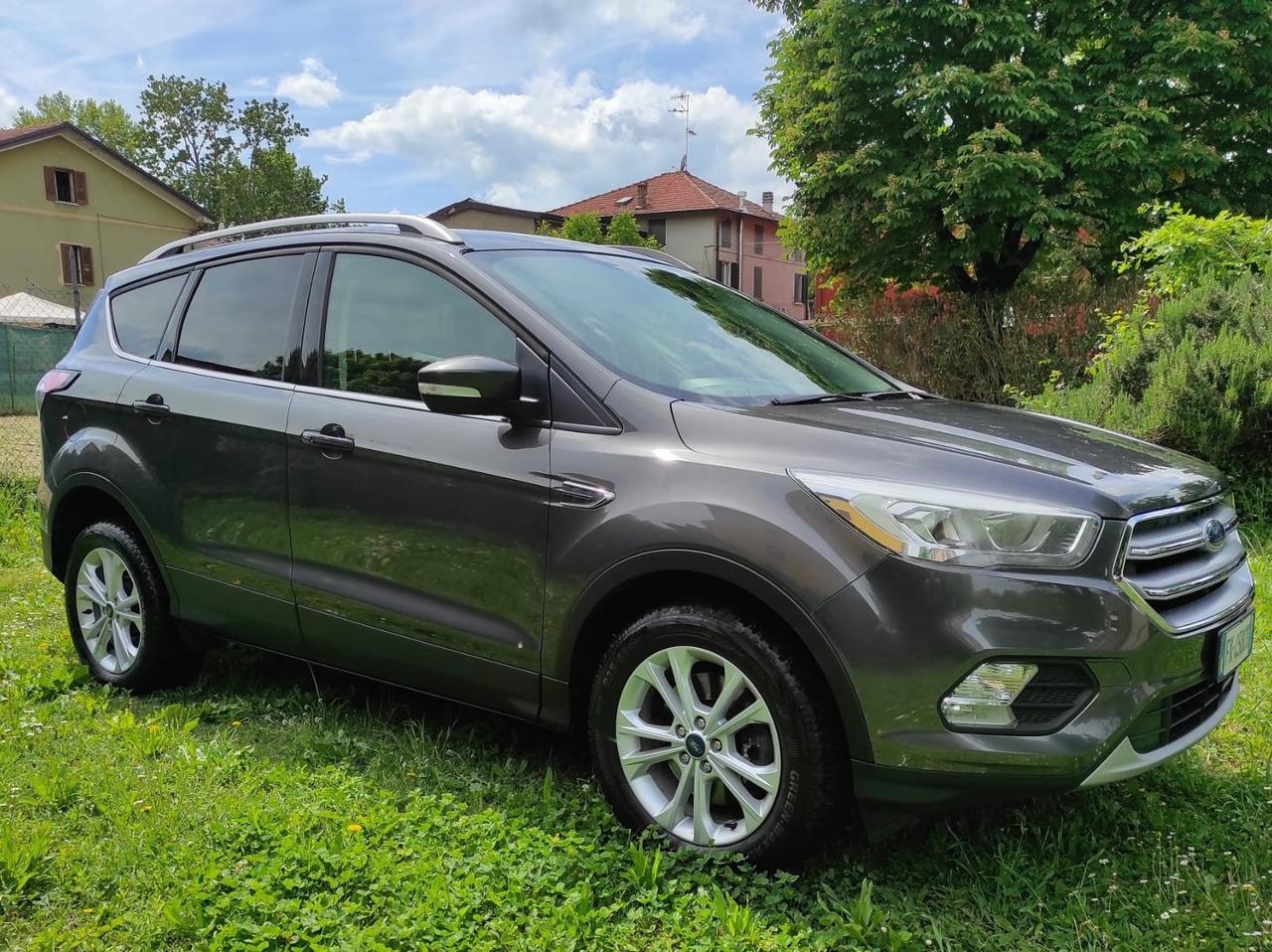 Ford Kuga 1.5 TDCI 120 CV 2WD Titanium unico proprietario