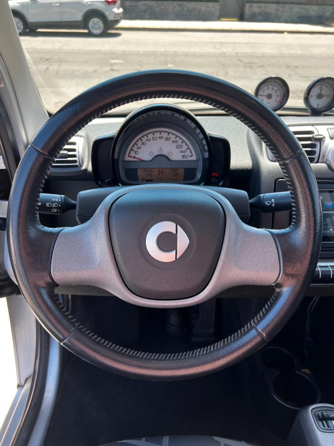 Smart ForTwo 1000 52 kW MHD coupé passion