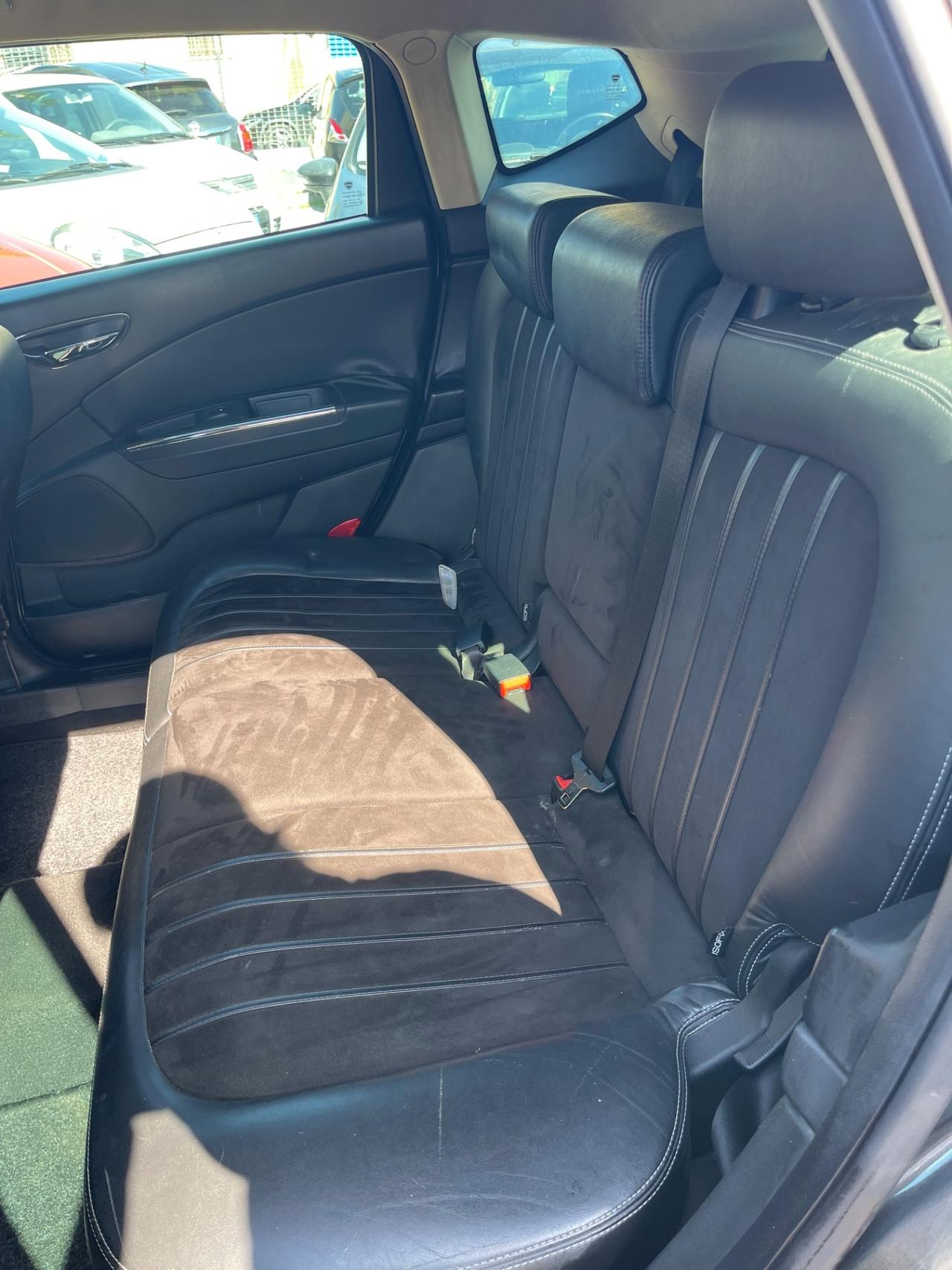 Lancia Delta 1.6 MJT DPF Silver