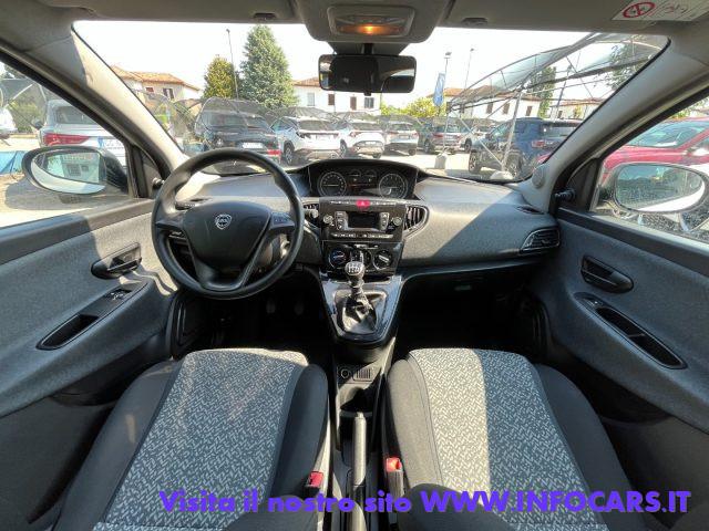 LANCIA Ypsilon 1.0 FireFly 5p S&S Hybrid Ecochic Silver PROMO