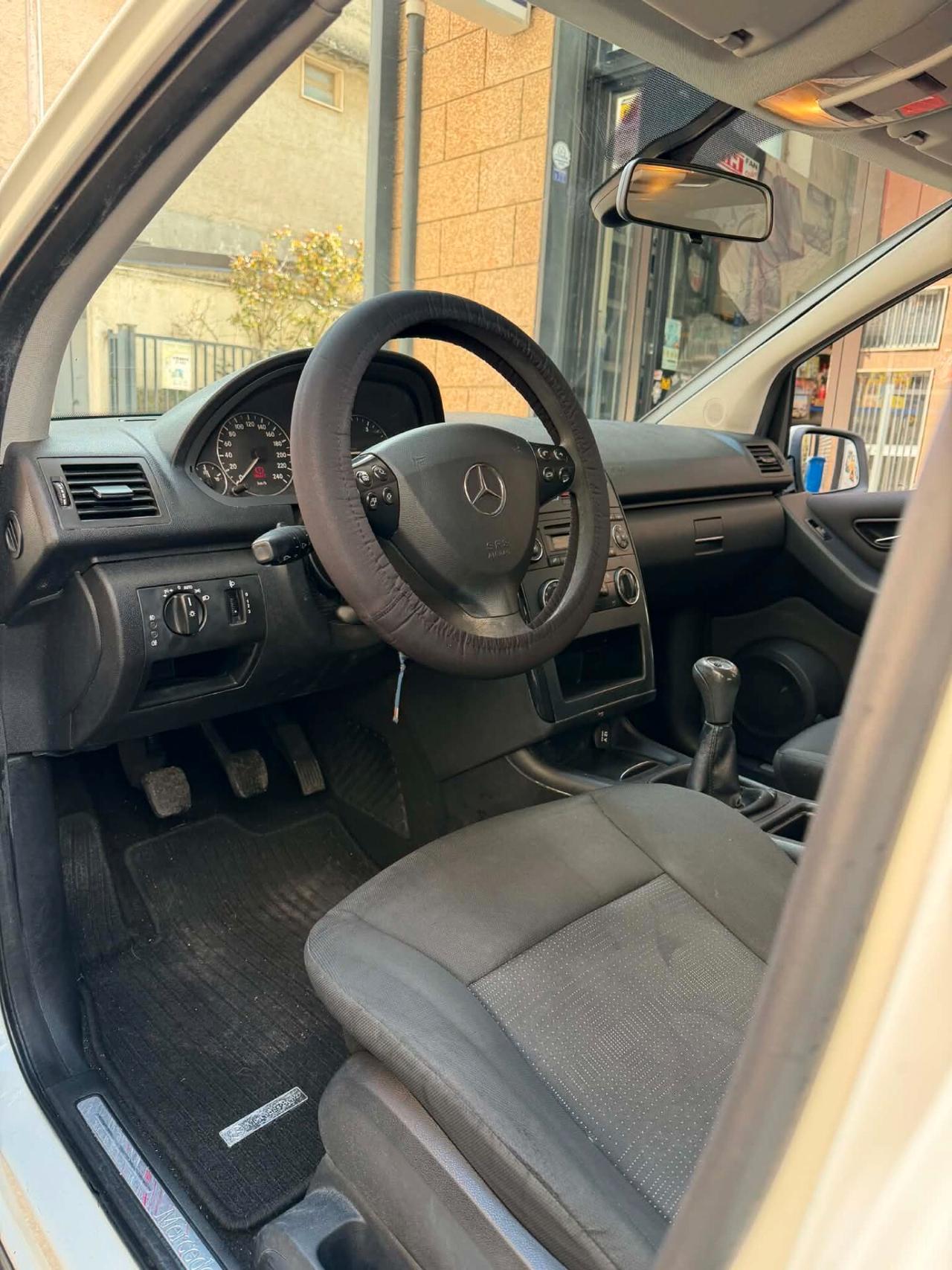 Mercedes-benz A 160 CDI BlueEFFICIENCY Style