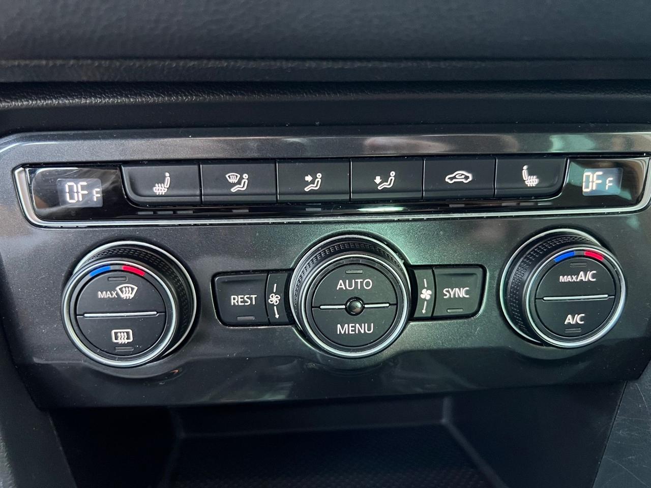Volkswagen Tiguan 2.0 TDI DSG 4MOTION FULL OPT