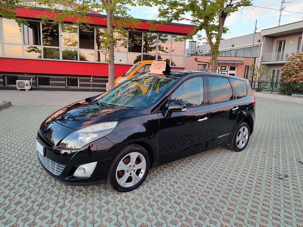 Renault Scénic 1.9 dCi~7 POSTI~09/2011