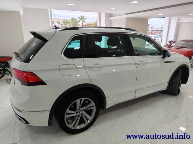 VOLKSWAGEN Tiguan 2.0 TDI 150 CV SCR DSG R-Line