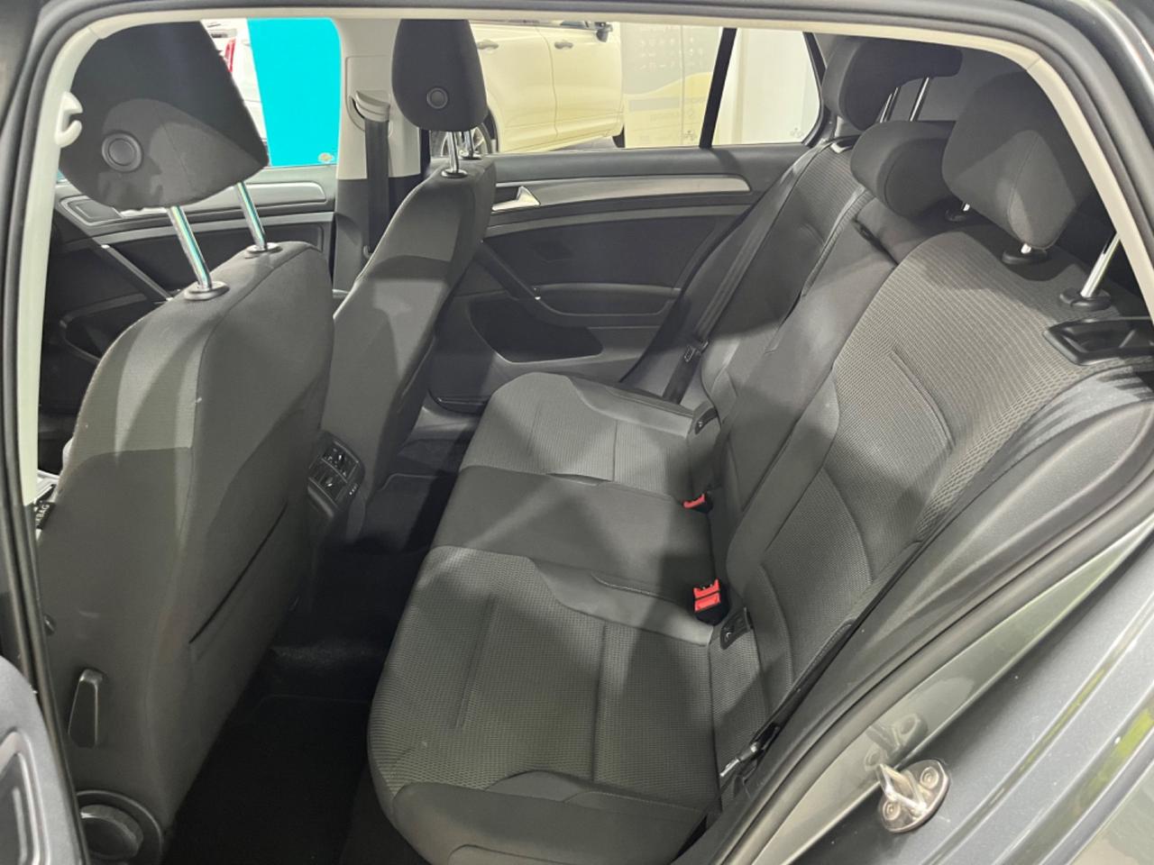 VOLKSWAGEN GOLF 2018 AUTOMATICO *UNICOPROPRIETARIO