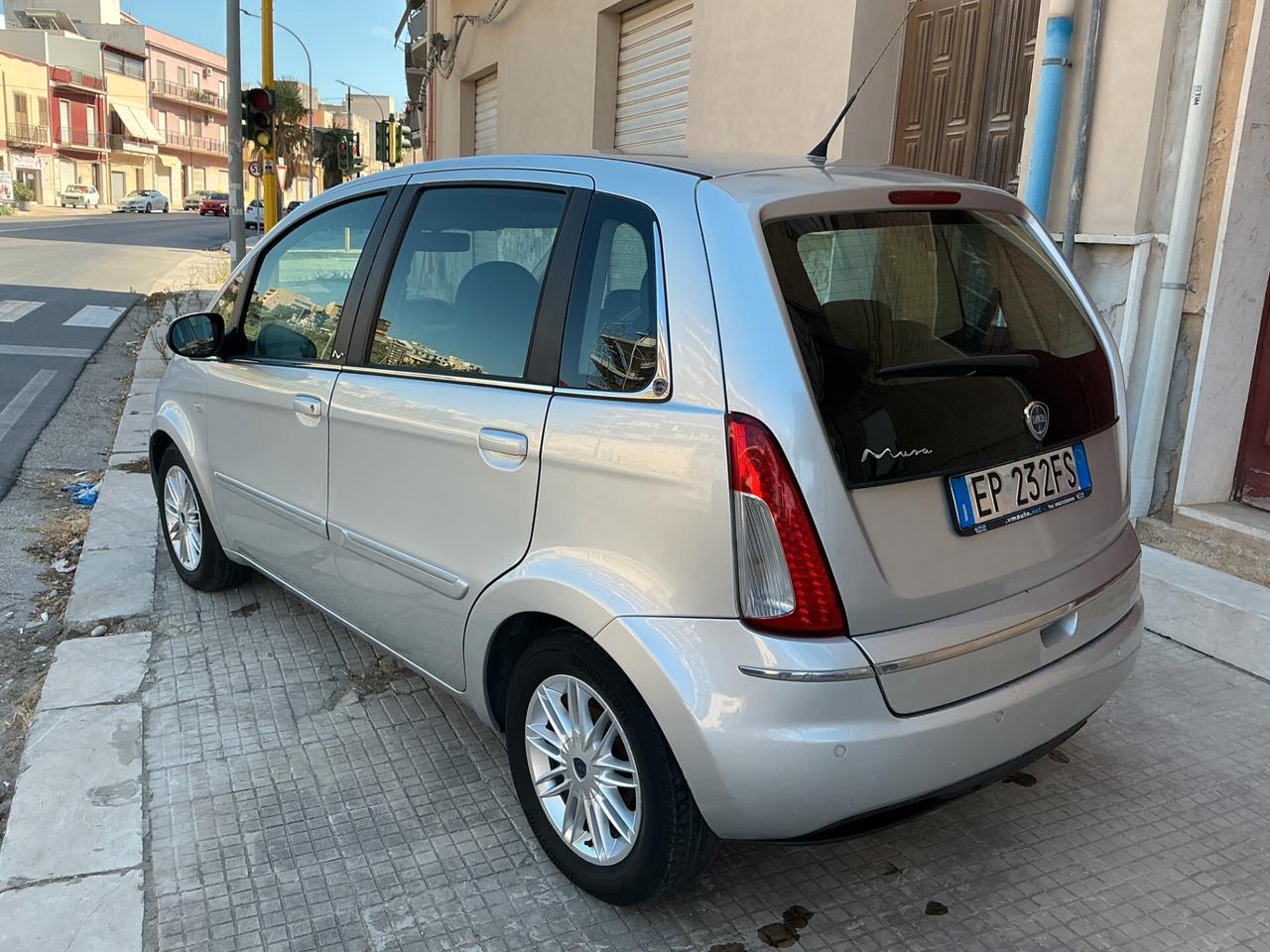 Lancia MUSA 1.3 Mjt 95 CV Gold