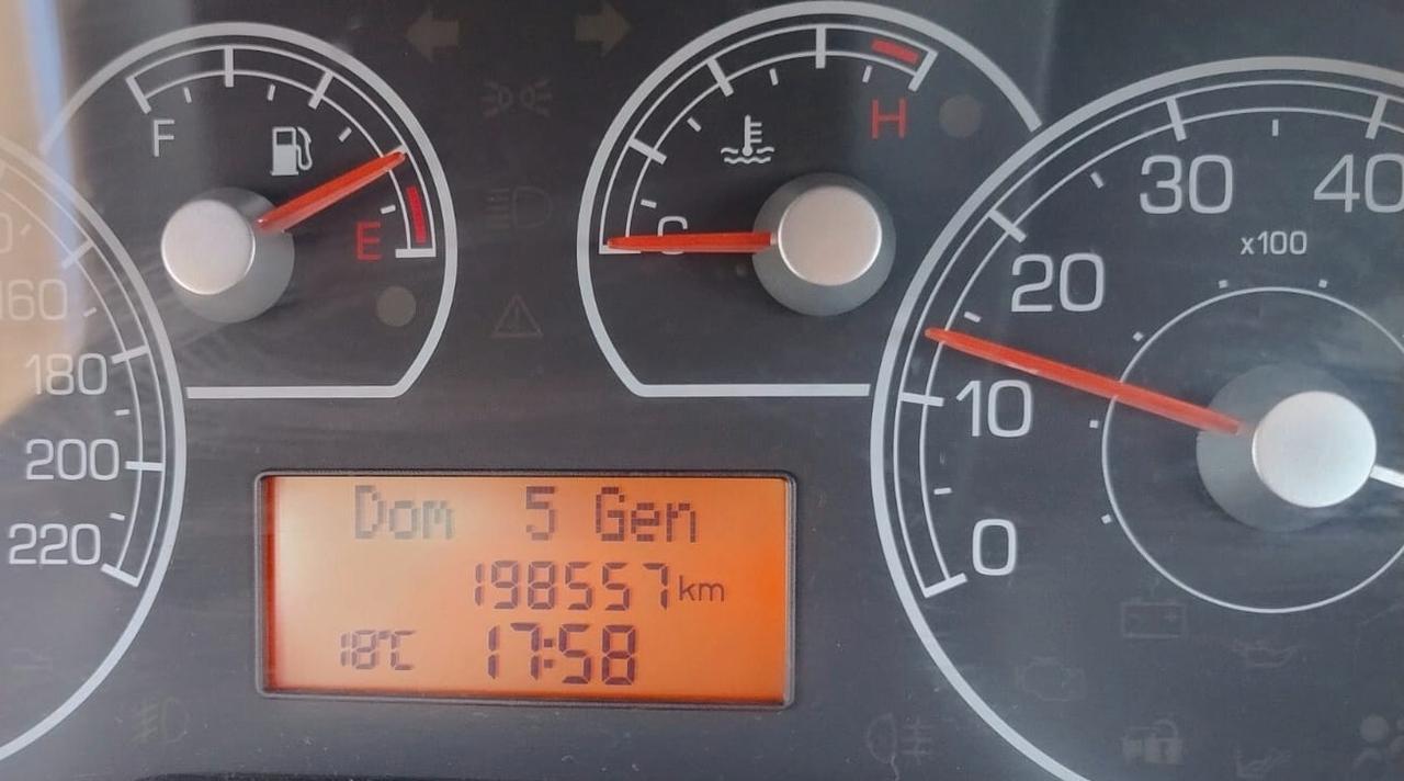 Fiat Grande Punto 1.4 Starjet 16V 5 Porte GPL