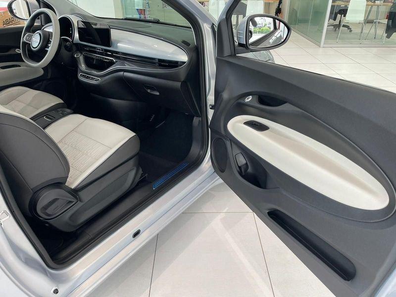 FIAT 500 La Prima Berlina 42 kWh - PRONTA CONSEGNA