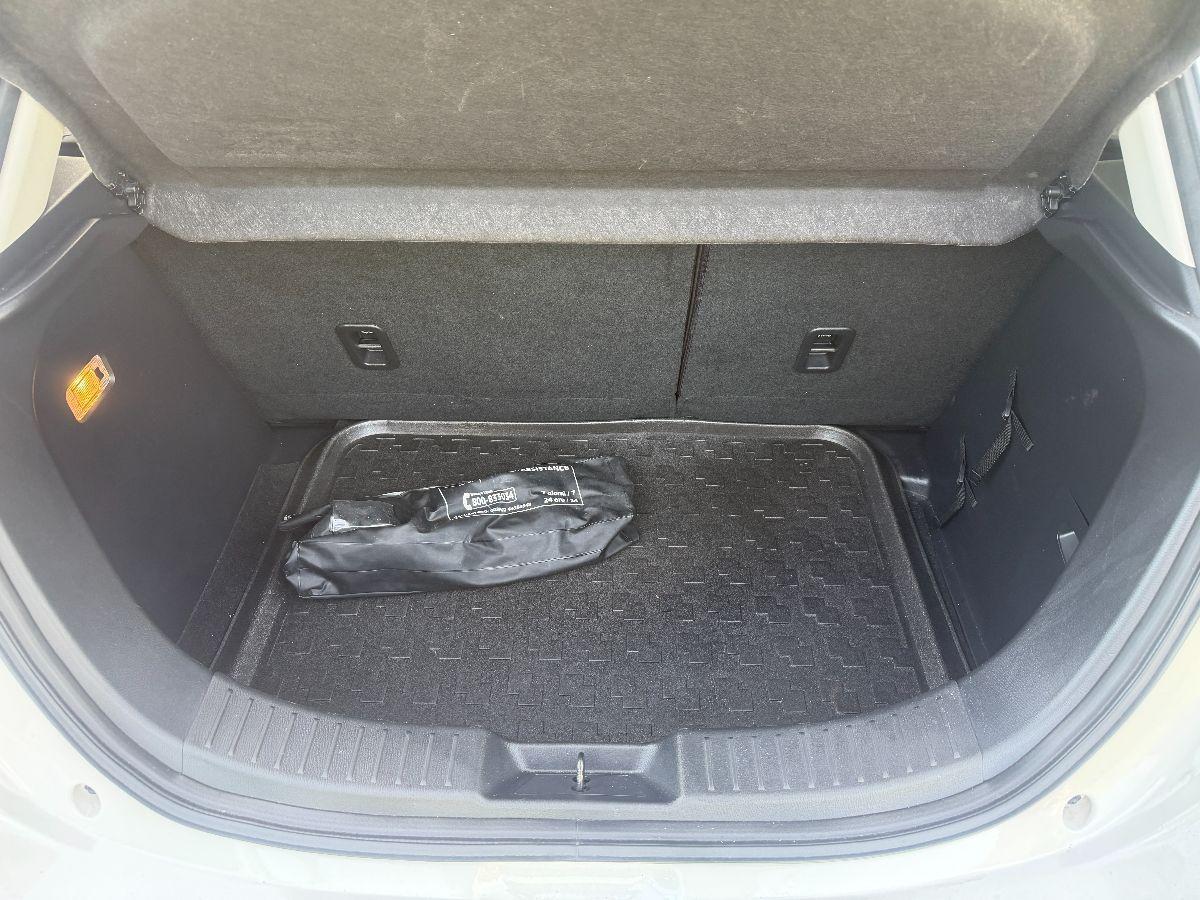 MAZDA - Mazda2 - 1.5 105 CV Skyactiv-D Exceed