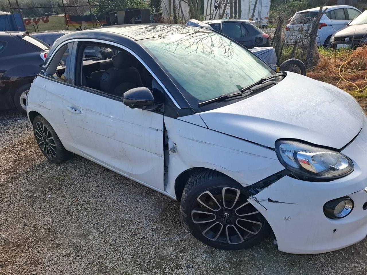 OPEL ADAM XFACTOR 1.2 BENZINA 2019 SINISTRATA