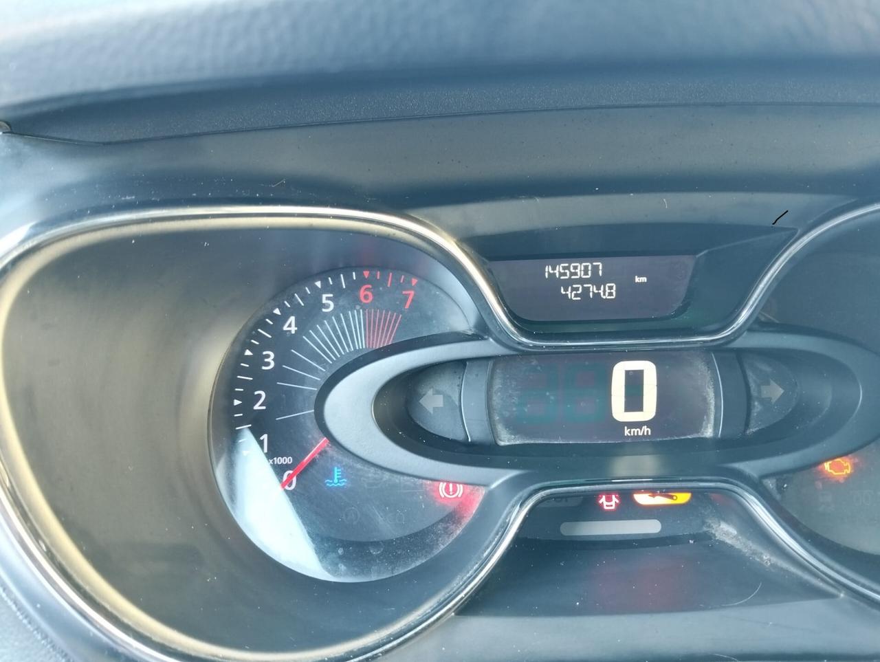 Renault Captur 900 Benzina 90cv Motore Rotto 2016