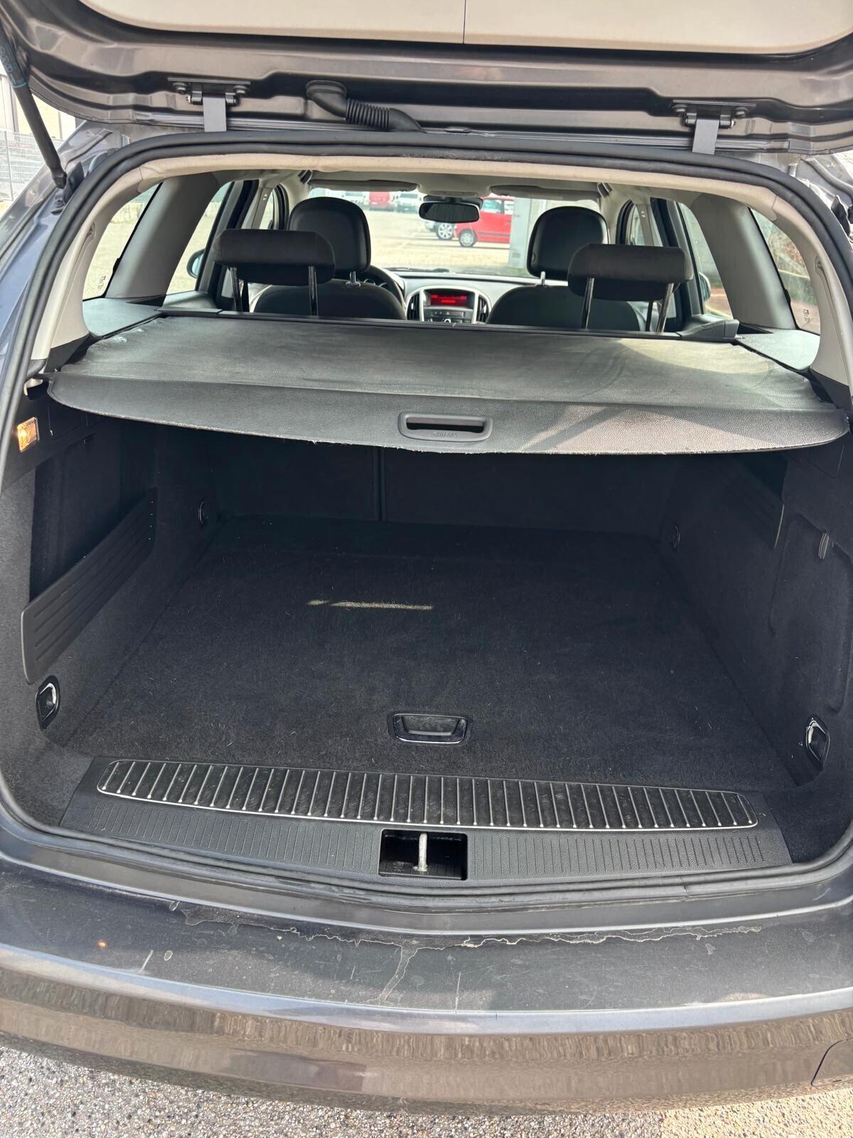 Opel Astra 1.4 100CV Sports Tourer Cosmo UNICO PROPRIETARIO