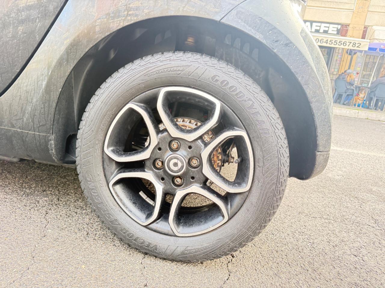 Smart ForTwo 90 0.9 T twinamic cabrio Prime led pic cerchi bluetooth