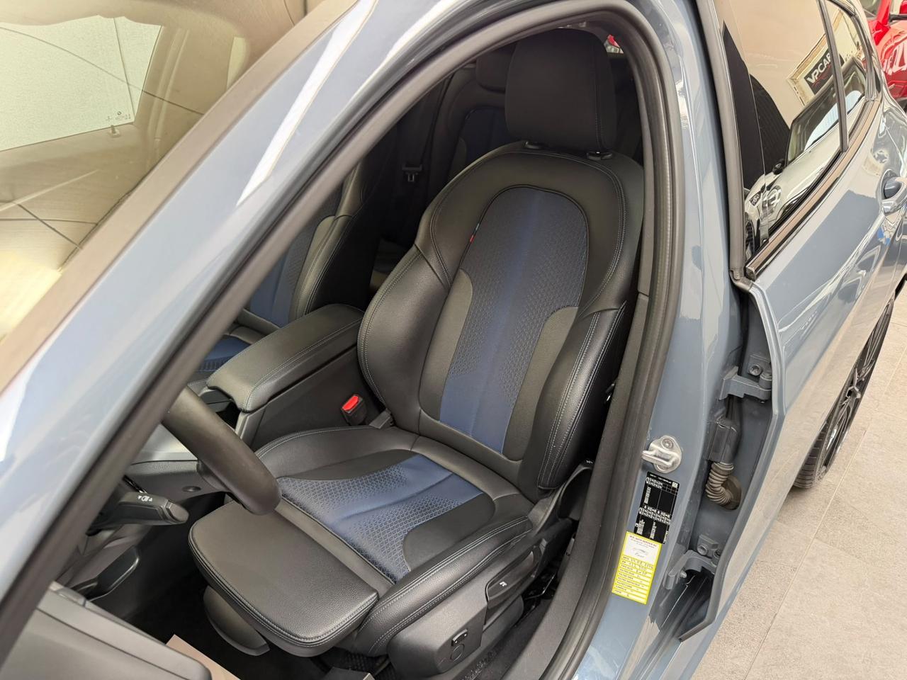 Bmw 116 116d 5p. Msport