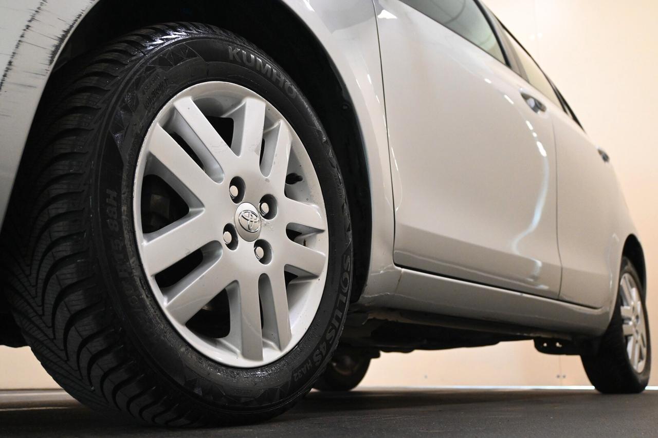 TOYOTA Yaris 2ª serie Yaris 1.0 5 porte Sol