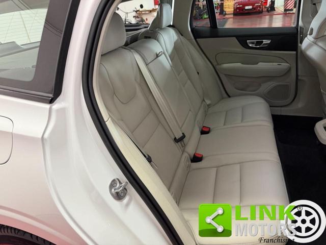 VOLVO V60 B4 (d) aut Ultimate Dark IVA ESP. GARANZIA 24