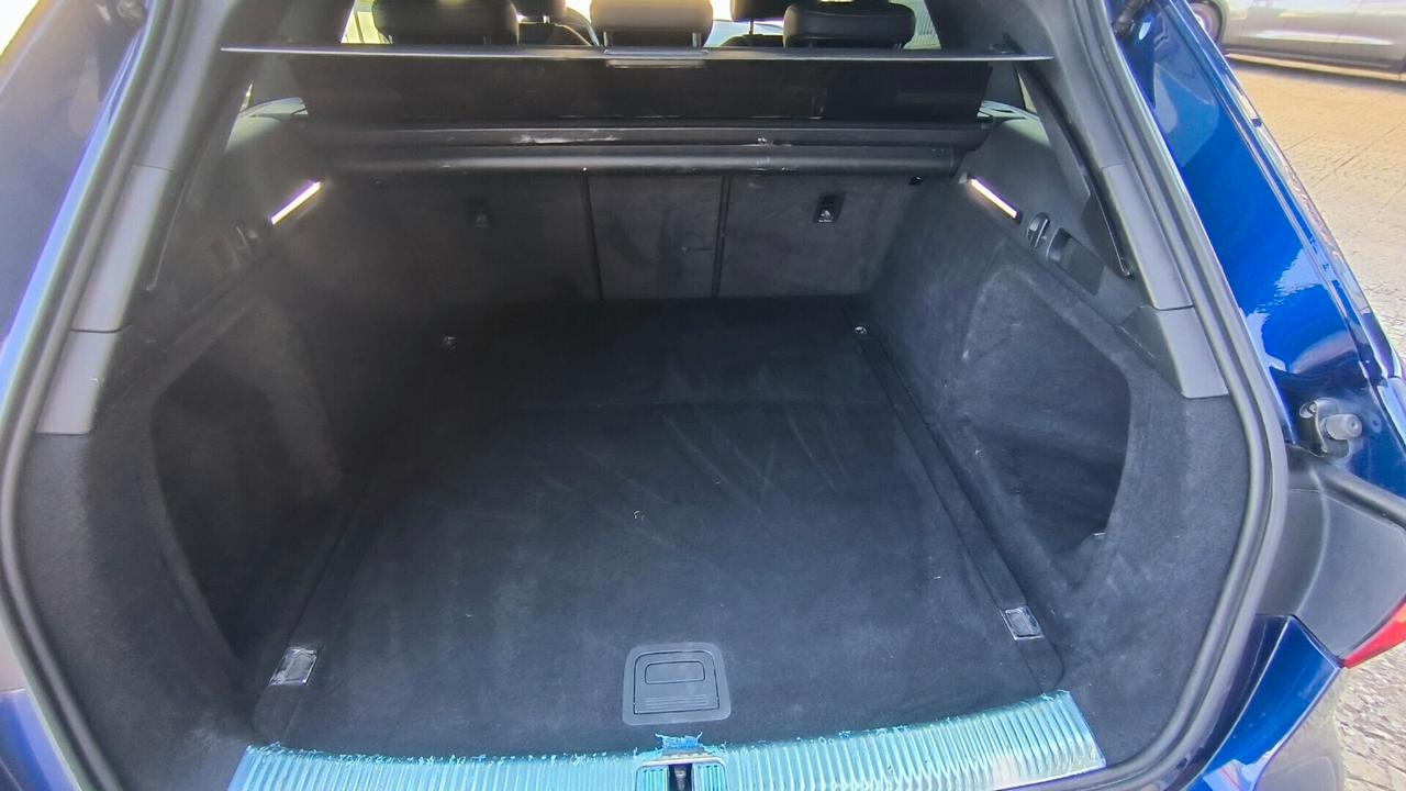 Audi A4 Avant 40 TDI S tronic S line edition
