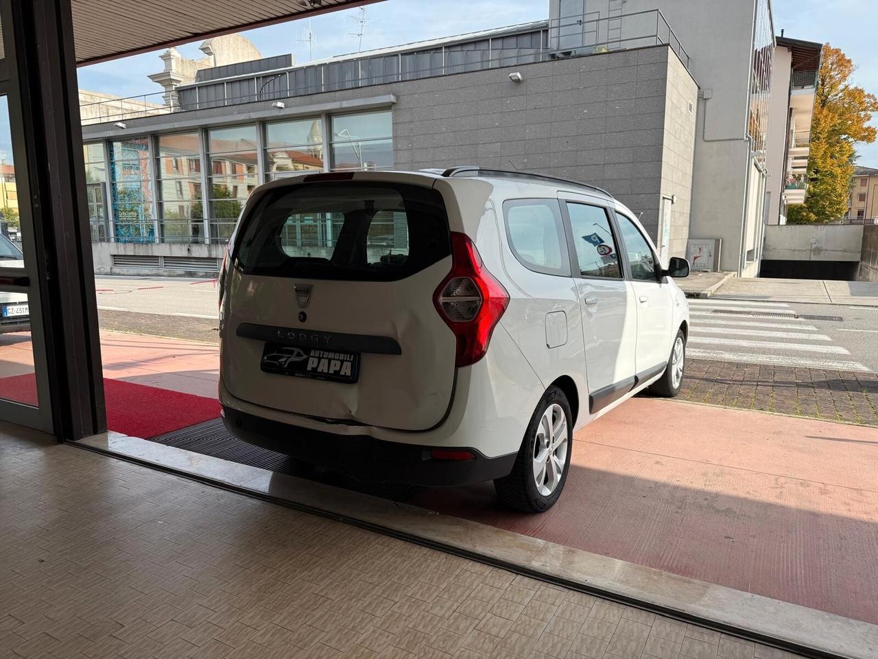 Dacia Lodgy 1.6 8V 85CV 5 posti Lauréate
